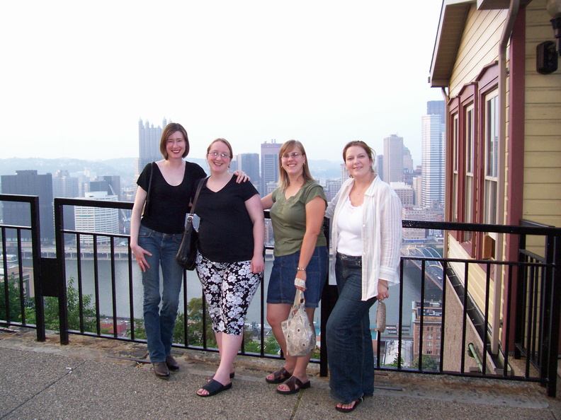 Lyndsay, Heather, Erin, and Jen overlooking Pittsburgh